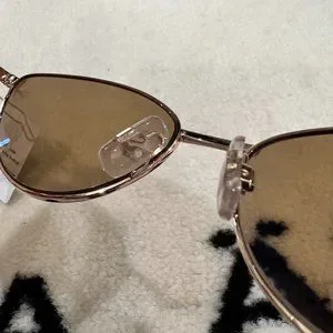 Swarovski Sk0261 28G Cat Eye Gold Tone Swarovski Crystal Logo On Arms Sunglasses Swarovski SK7025 XXL (58 - 20) with Brown lenses and Gold  main image 4
